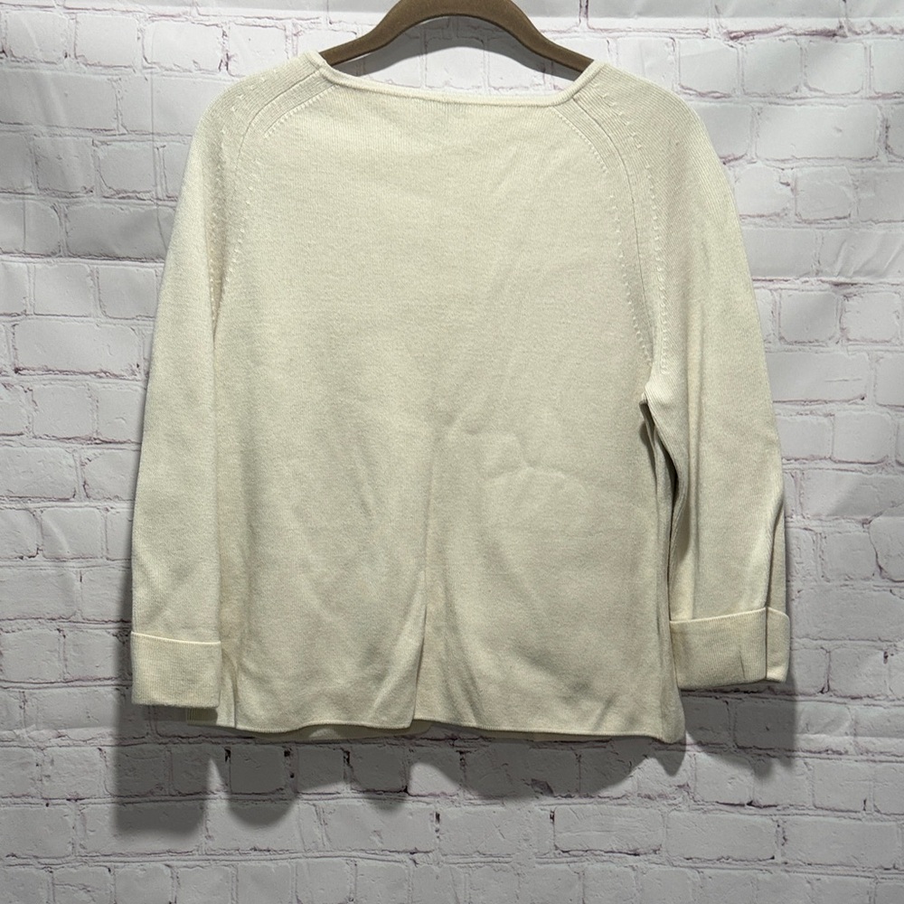 Ann Taylor Cream Women's Crew Neck Knit Sweater 3/4 sleeve w pockets Size Medium - Picture 3 of 3